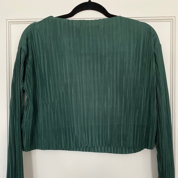 Top - Picture 3 of 3